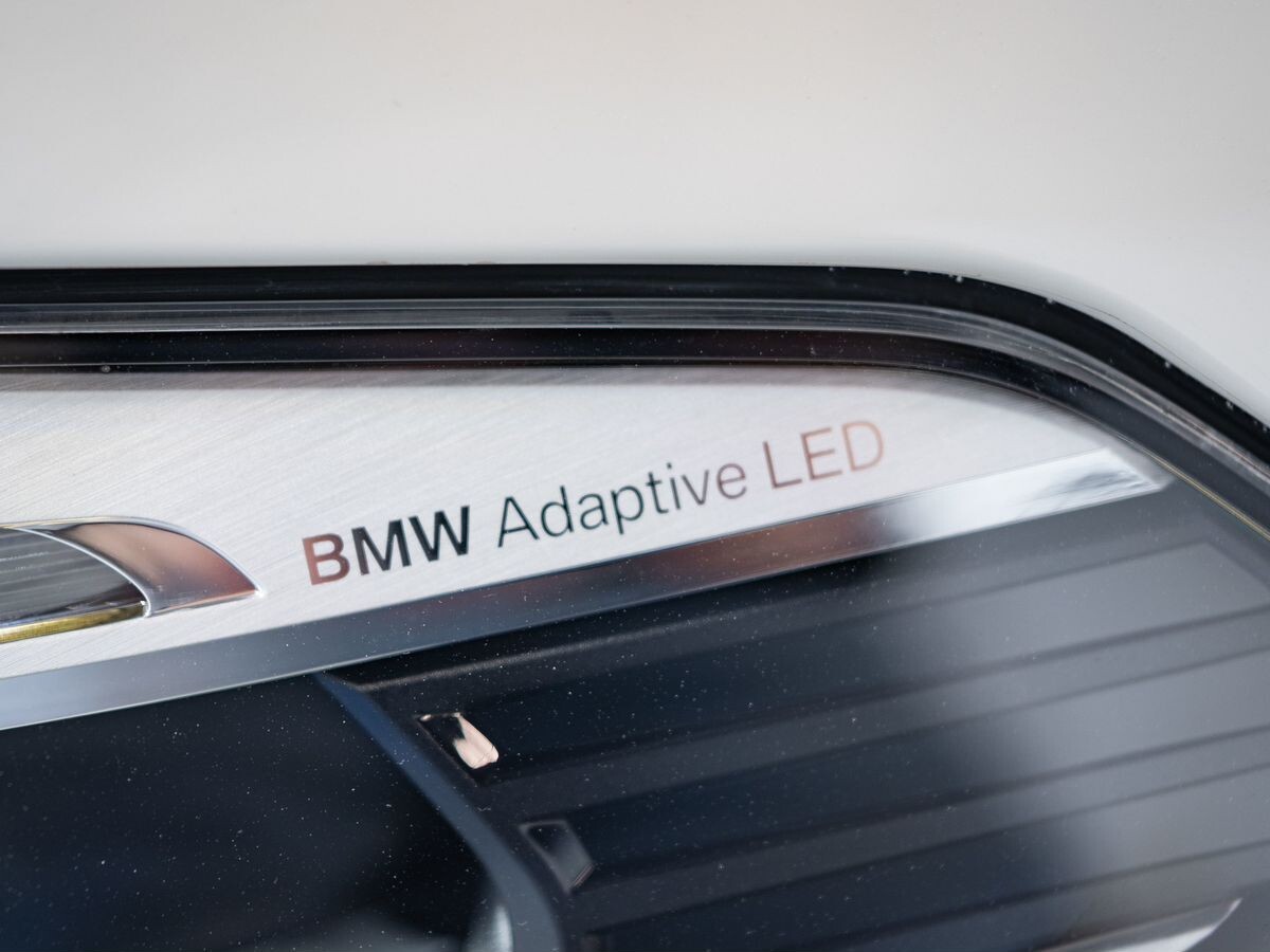 BMW 5 серии 2020 - фото автомобиля