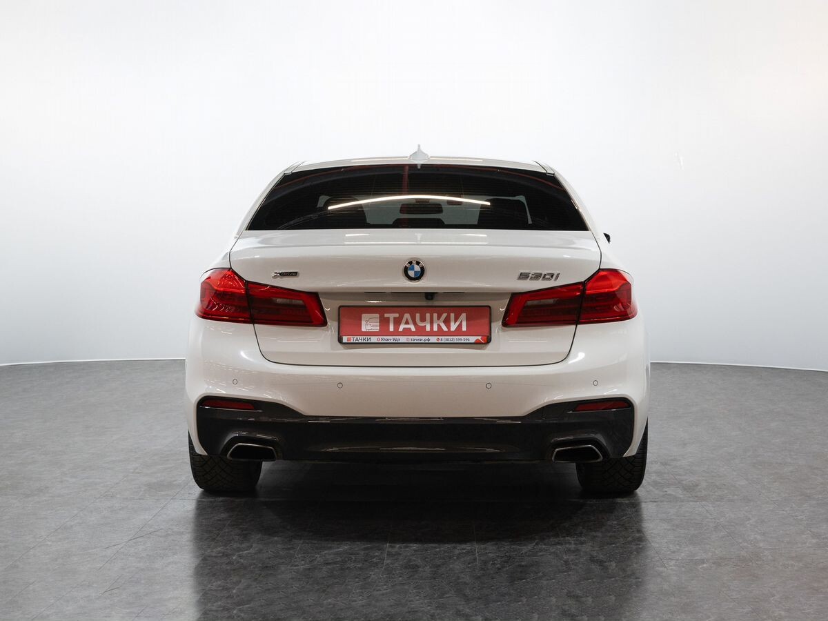 BMW 5 серии 2020 - фото автомобиля