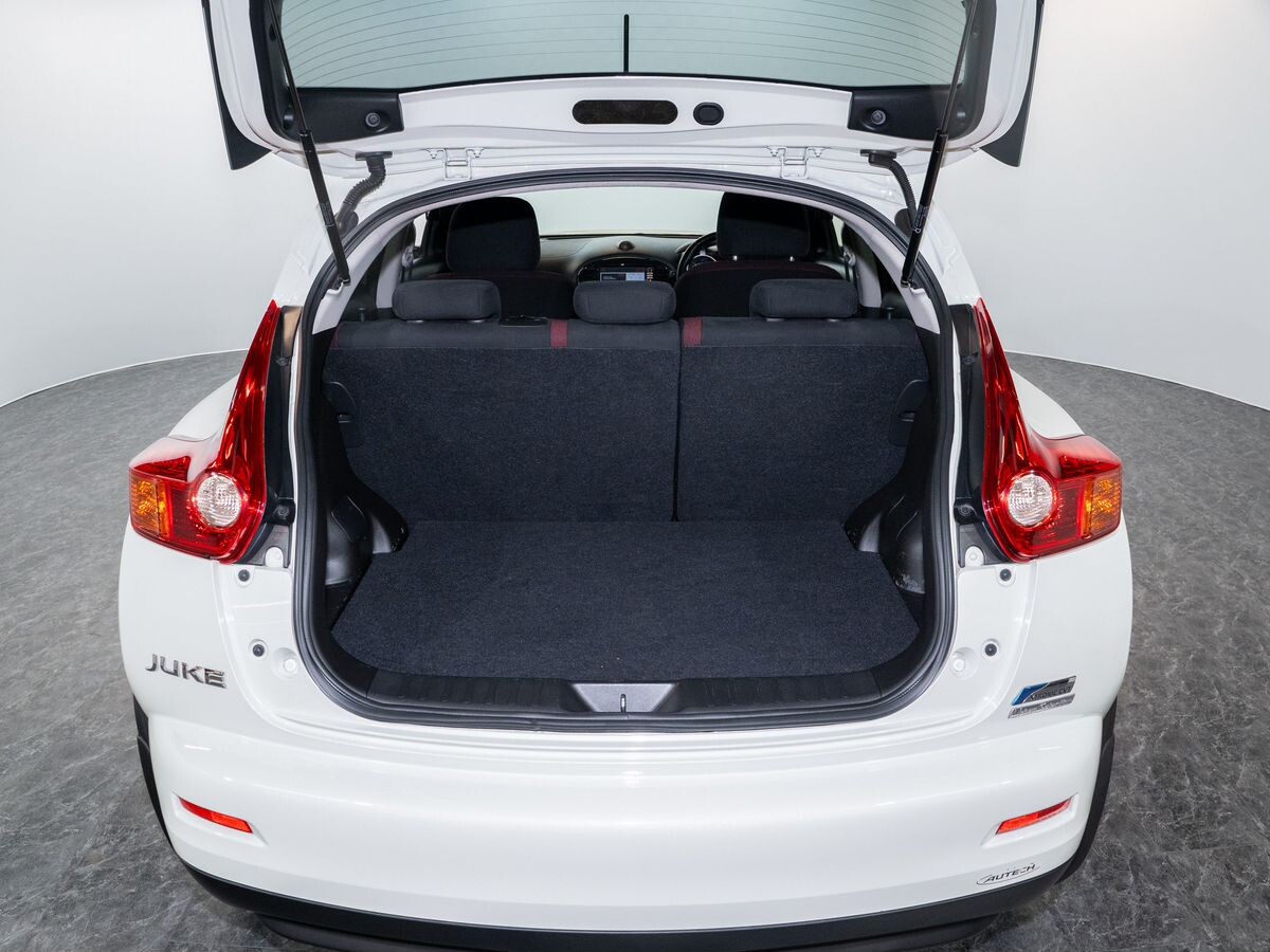 Nissan Juke 2012 - фото автомобиля