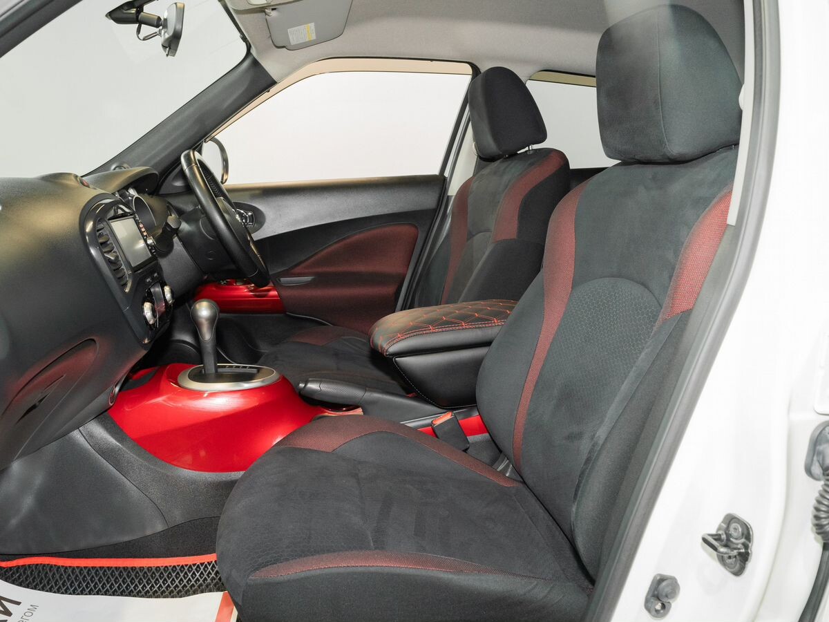 Nissan Juke 2012 - фото автомобиля