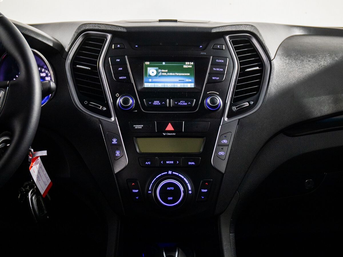 Hyundai Santa Fe 2012 - фото автомобиля