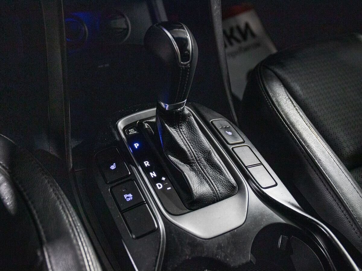 Hyundai Santa Fe 2012 - фото автомобиля