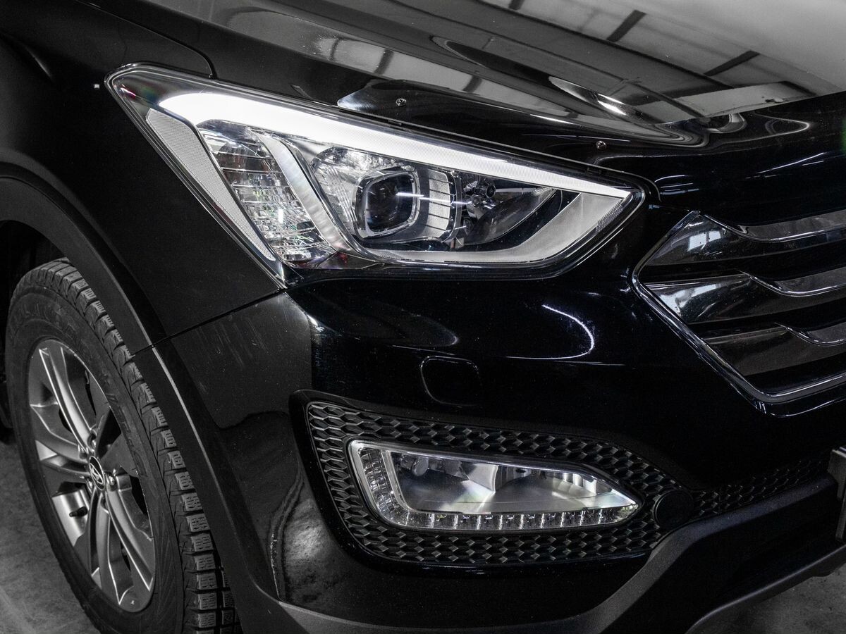 Hyundai Santa Fe 2012 - фото автомобиля