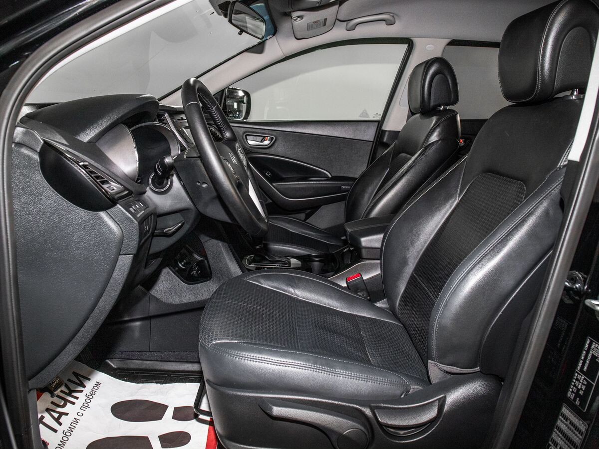 Hyundai Santa Fe 2012 - фото автомобиля