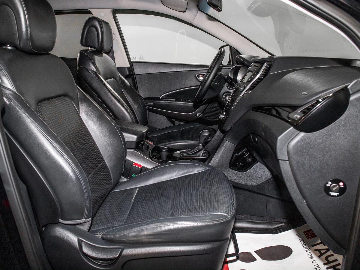 Hyundai Santa Fe 2012 - фото автомобиля