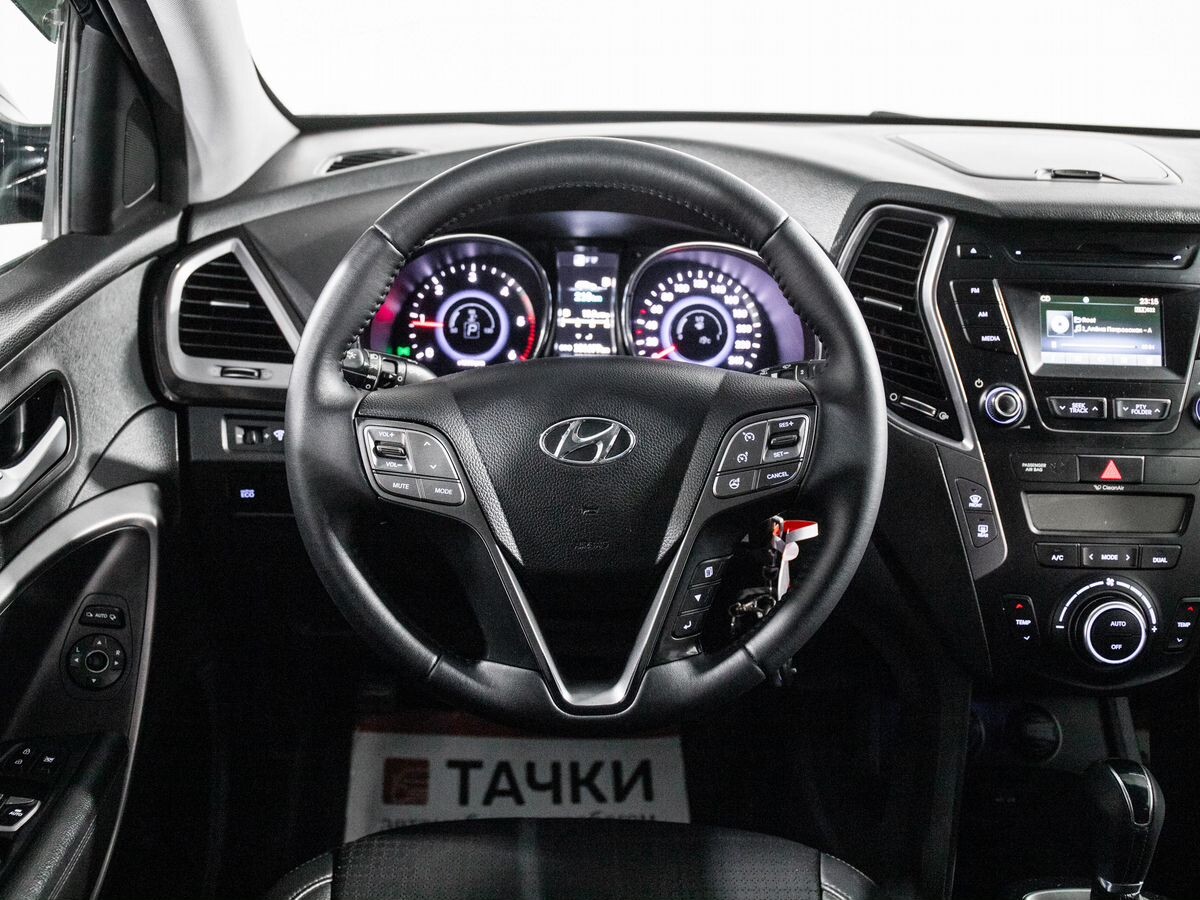 Hyundai Santa Fe 2012 - фото автомобиля