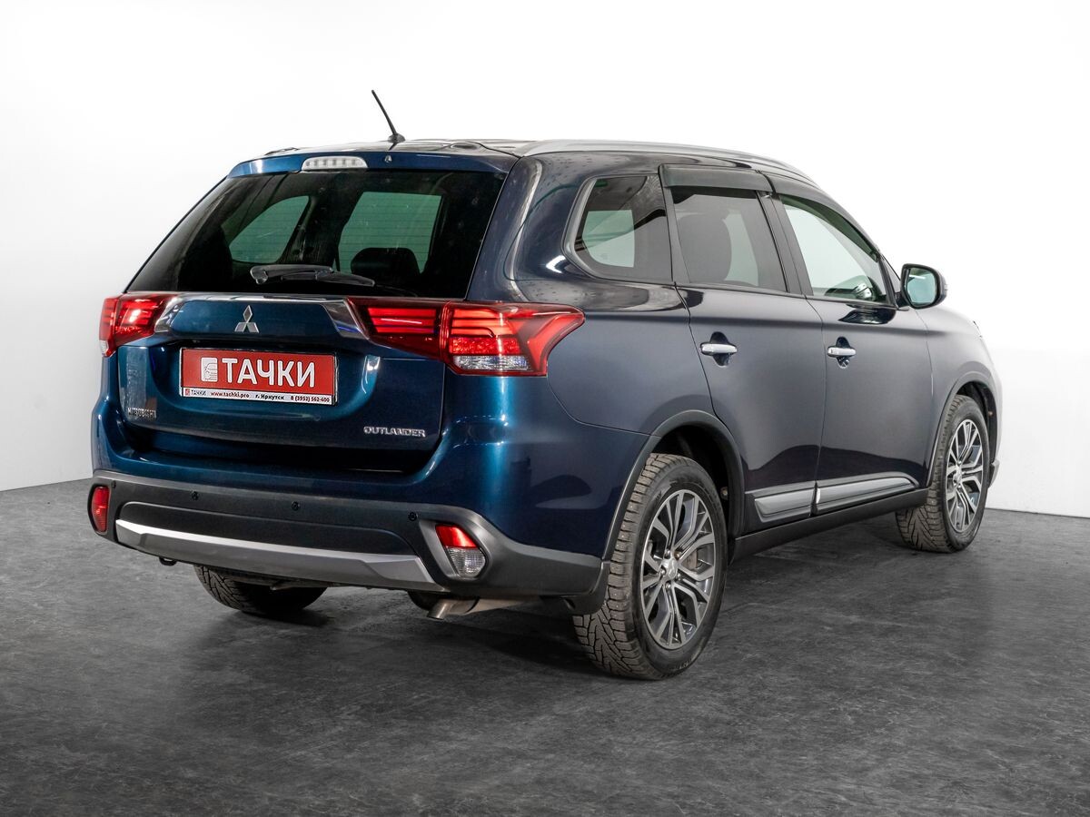 Mitsubishi Outlander 2016 - фото автомобиля