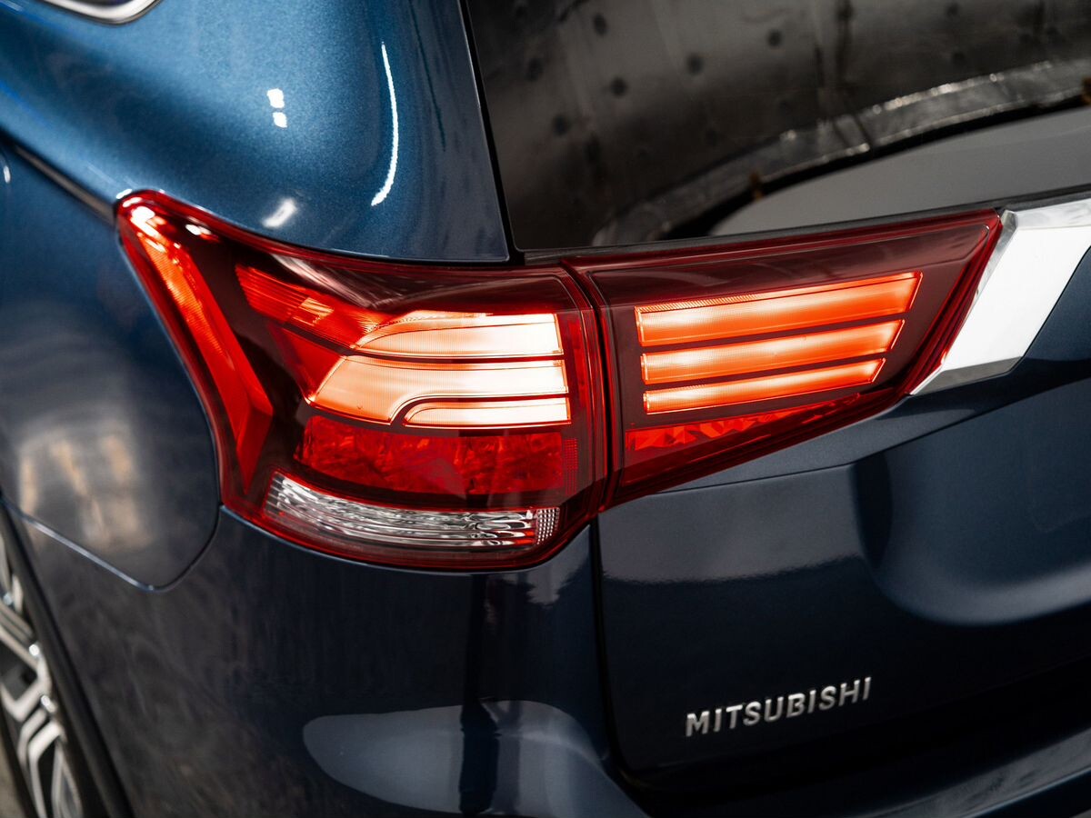 Mitsubishi Outlander 2016 - фото автомобиля