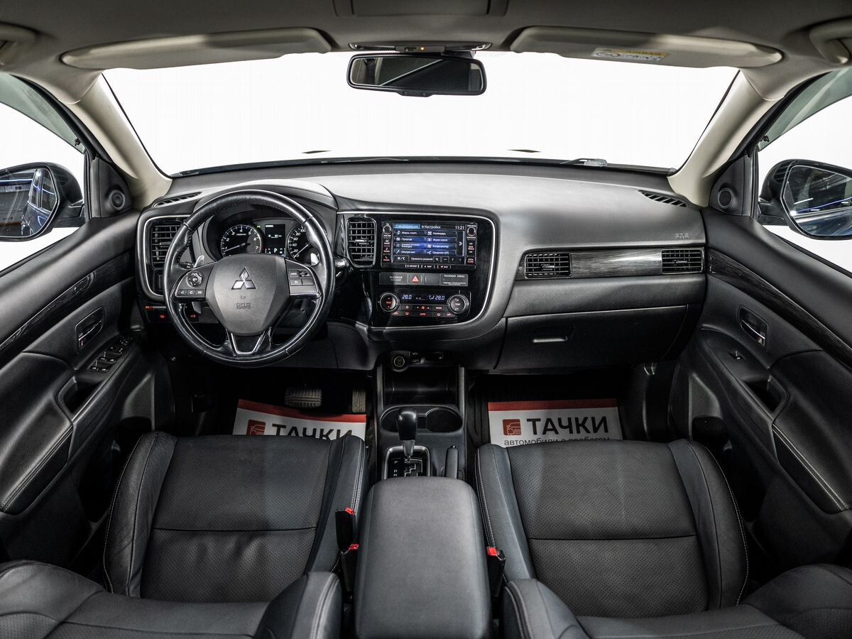 Mitsubishi Outlander 2016 - фото автомобиля