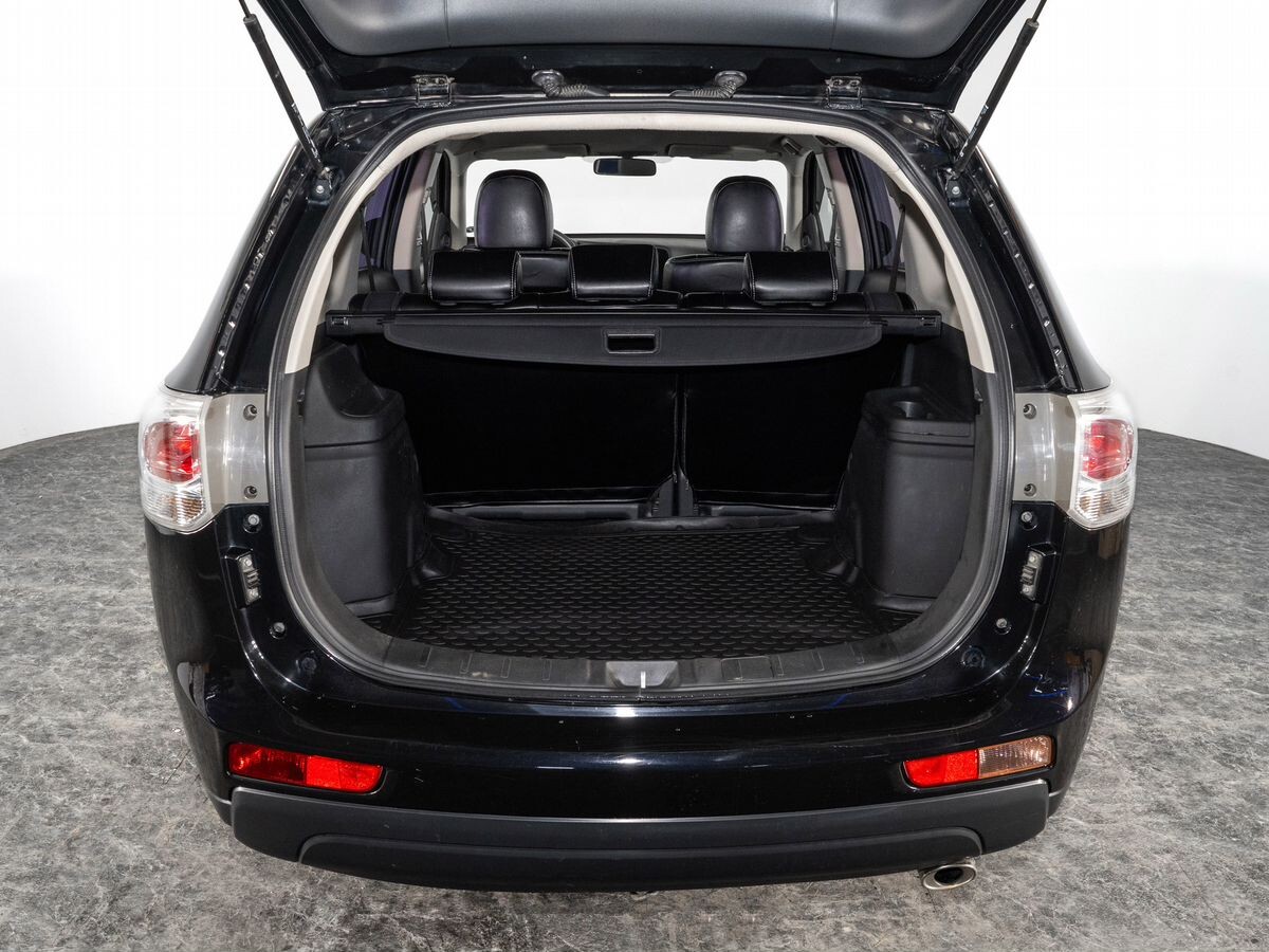 Mitsubishi Outlander 2012 - фото автомобиля