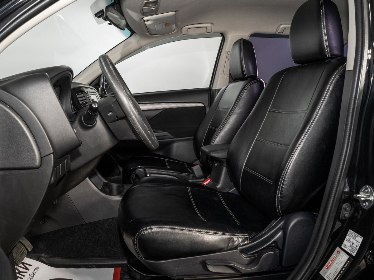 Mitsubishi Outlander 2012 - фото автомобиля