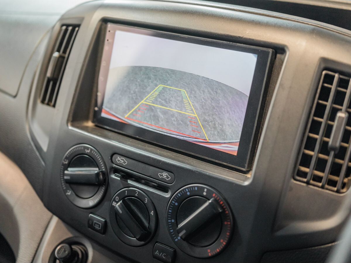 Mitsubishi Delica 2012 - фото автомобиля