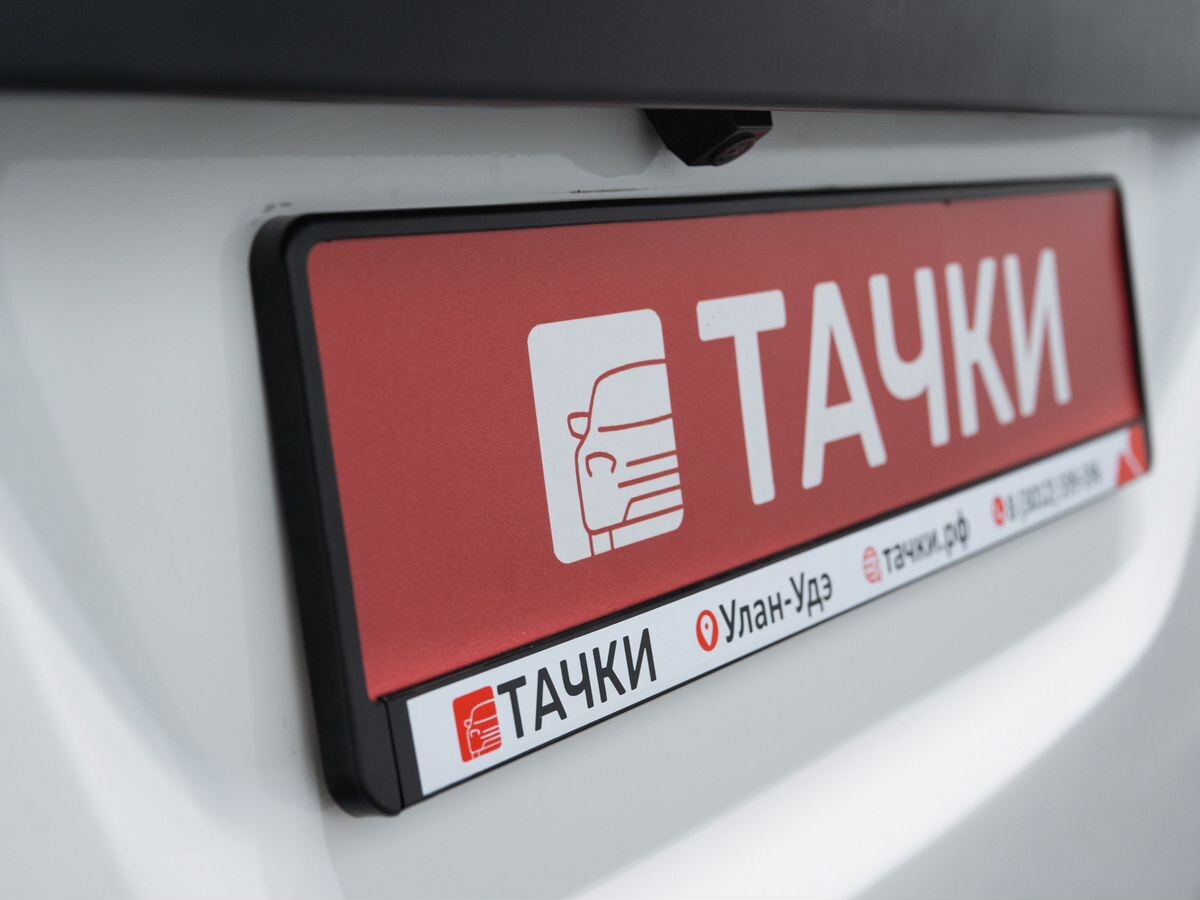 Mitsubishi Delica 2012 - фото автомобиля