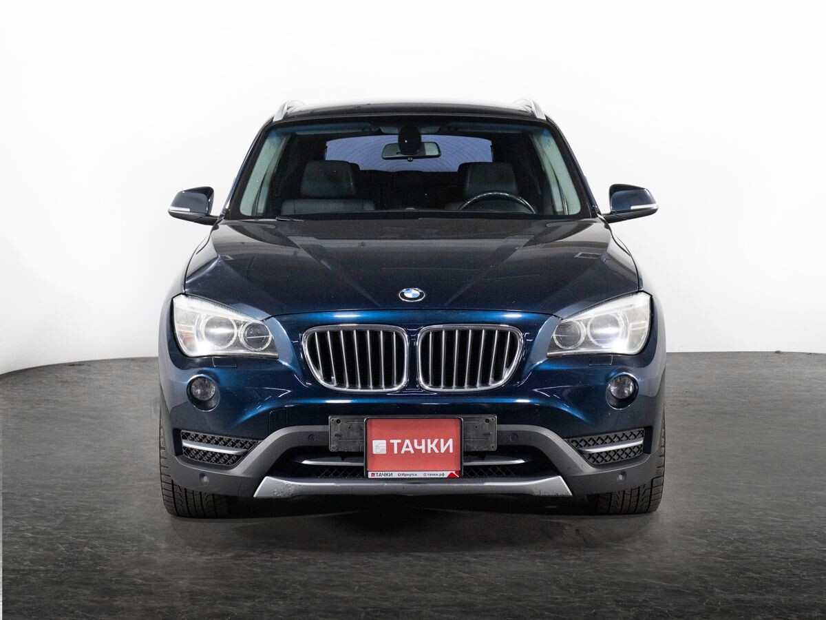 BMW X1 2012 - фото автомобиля