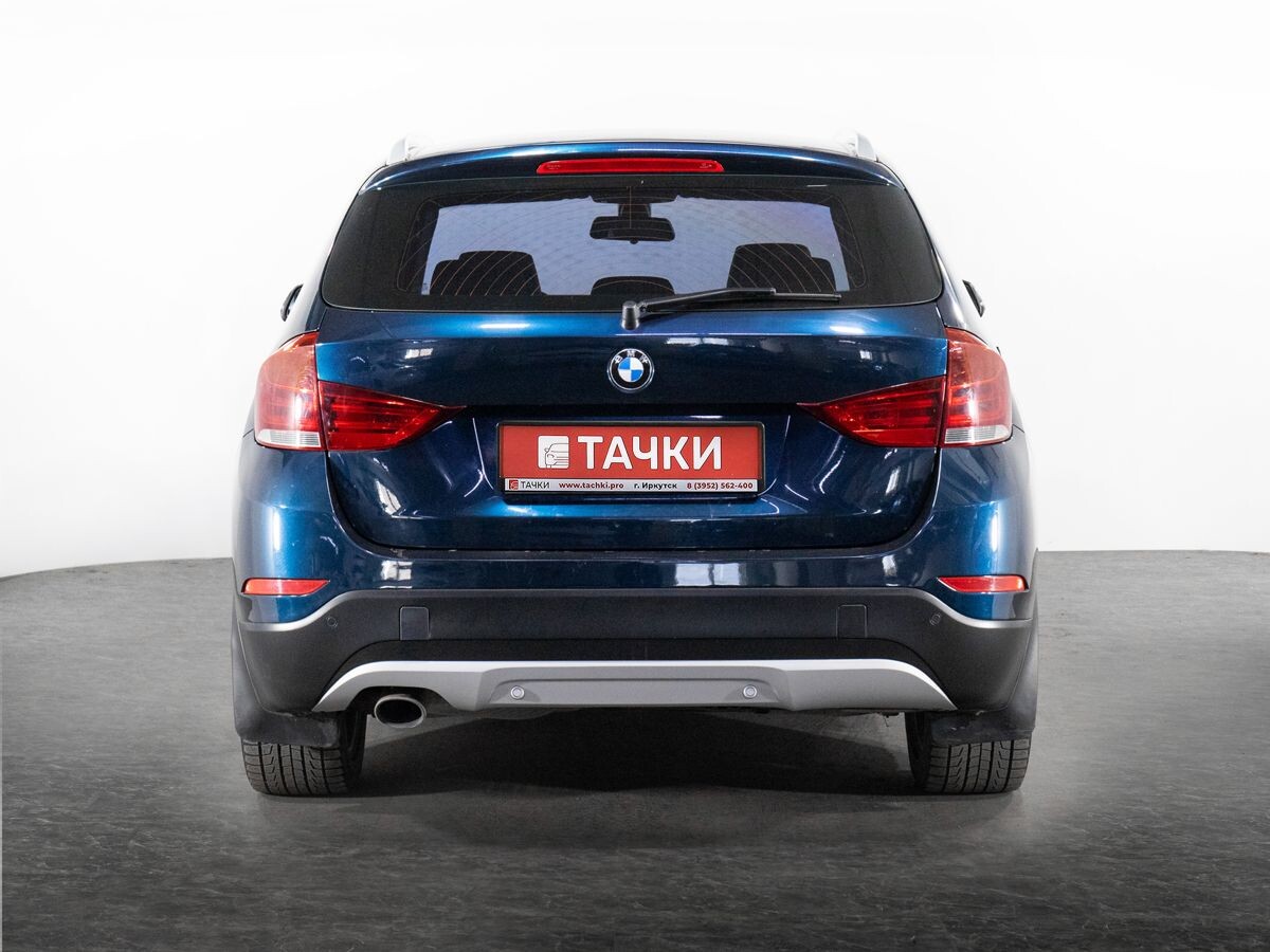 BMW X1 2012 - фото автомобиля