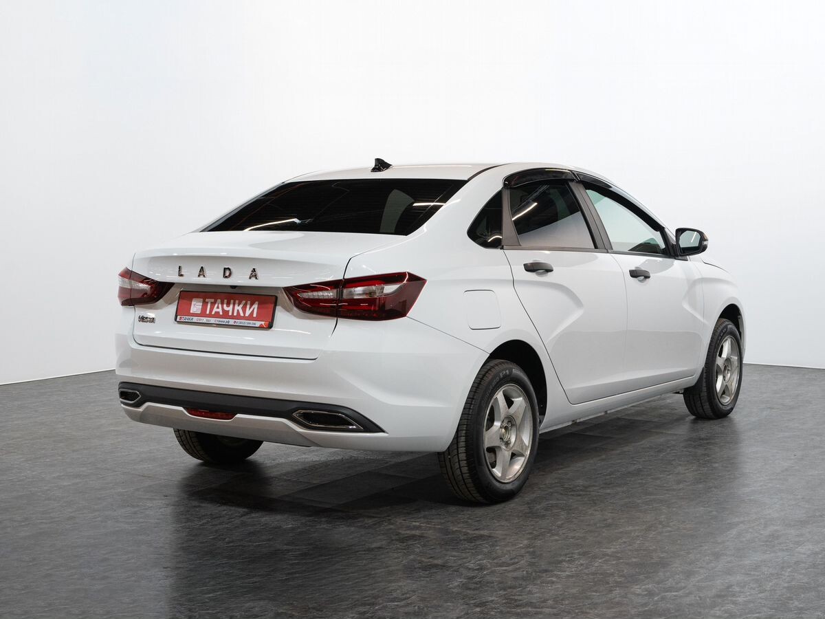Lada (ВАЗ) Vesta 2024 - фото автомобиля