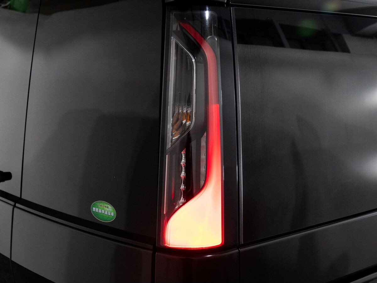 Honda Stepwgn 2015 - фото автомобиля