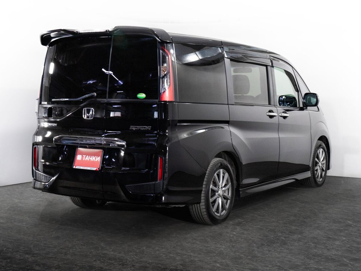 Honda Stepwgn 2015 - фото автомобиля