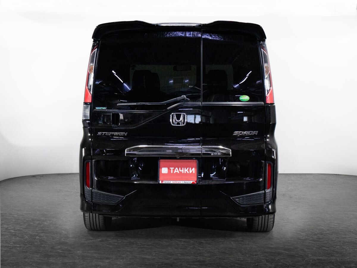 Honda Stepwgn 2015 - фото автомобиля