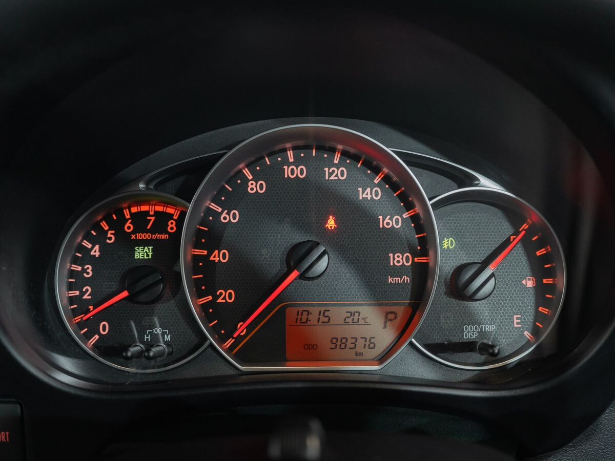 Toyota Ractis 2010 - фото автомобиля