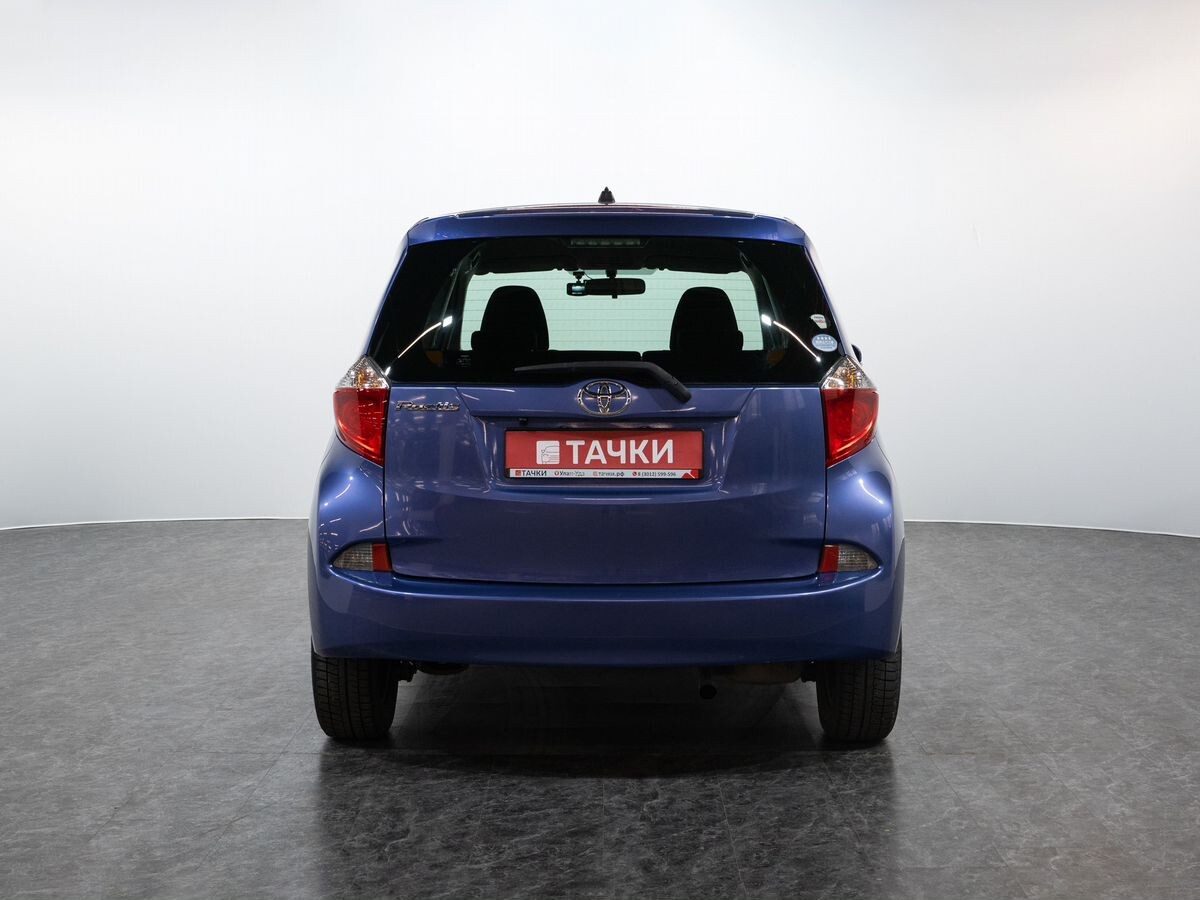 Toyota Ractis 2010 - фото автомобиля