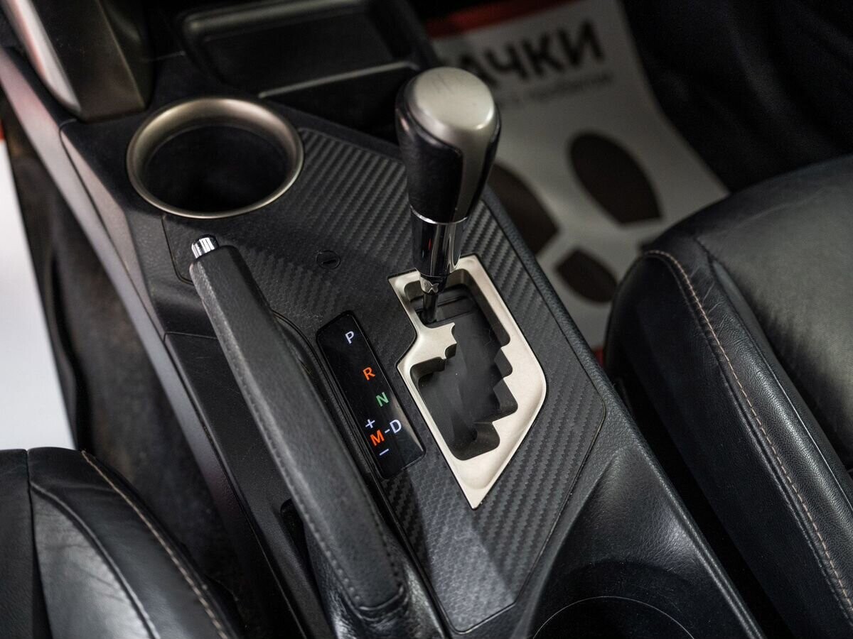 Toyota RAV4 2013 - фото автомобиля