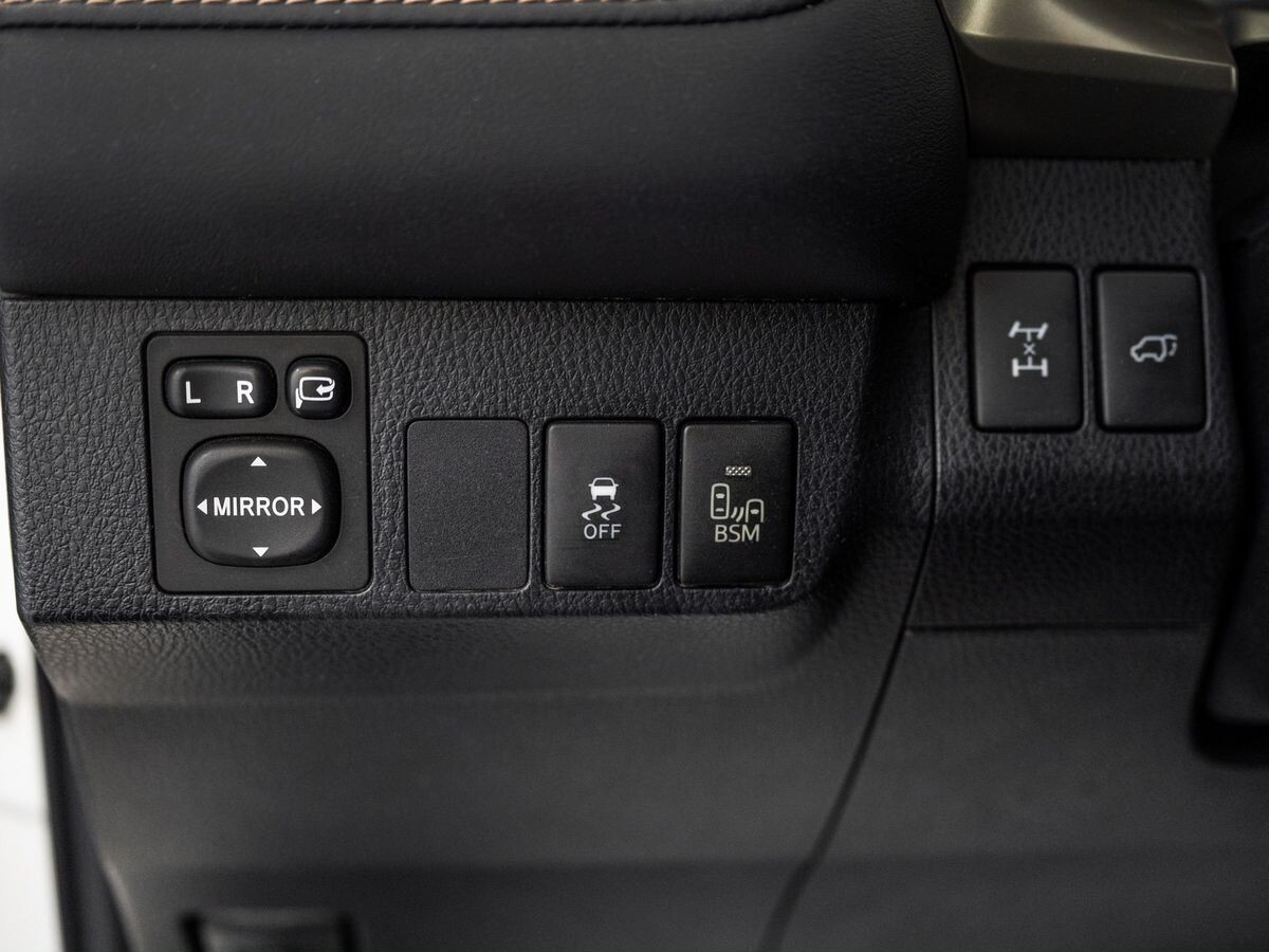 Toyota RAV4 2013 - фото автомобиля