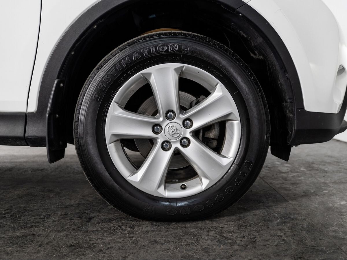 Toyota RAV4 2013 - фото автомобиля