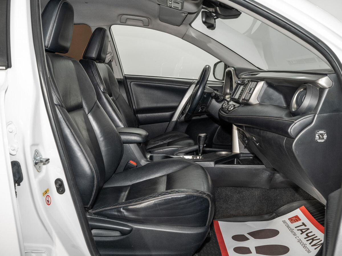 Toyota RAV4 2013 - фото автомобиля