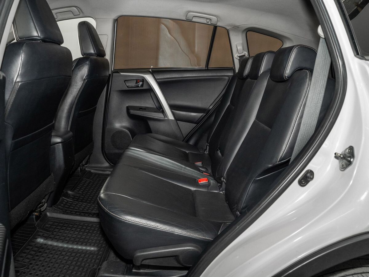 Toyota RAV4 2013 - фото автомобиля