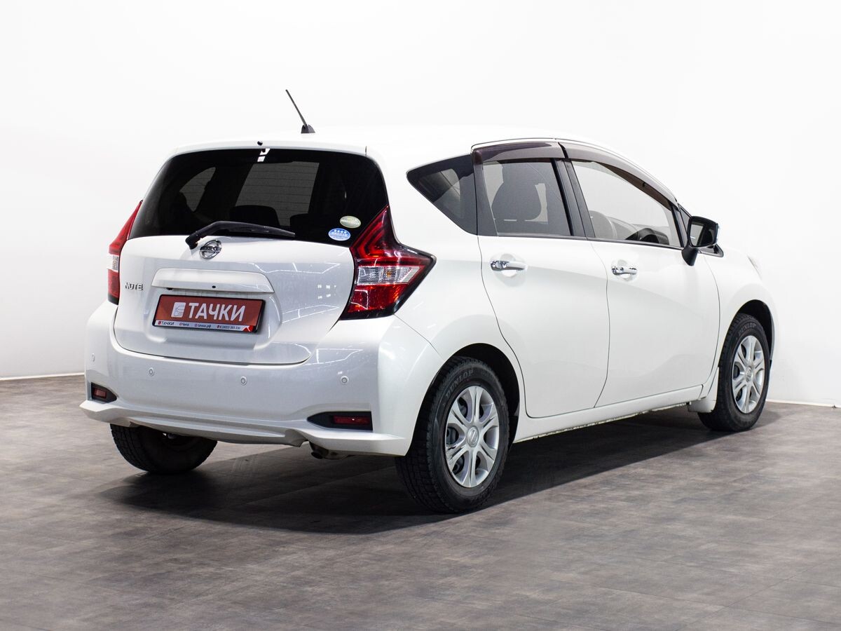 Nissan Note 2017 - фото автомобиля