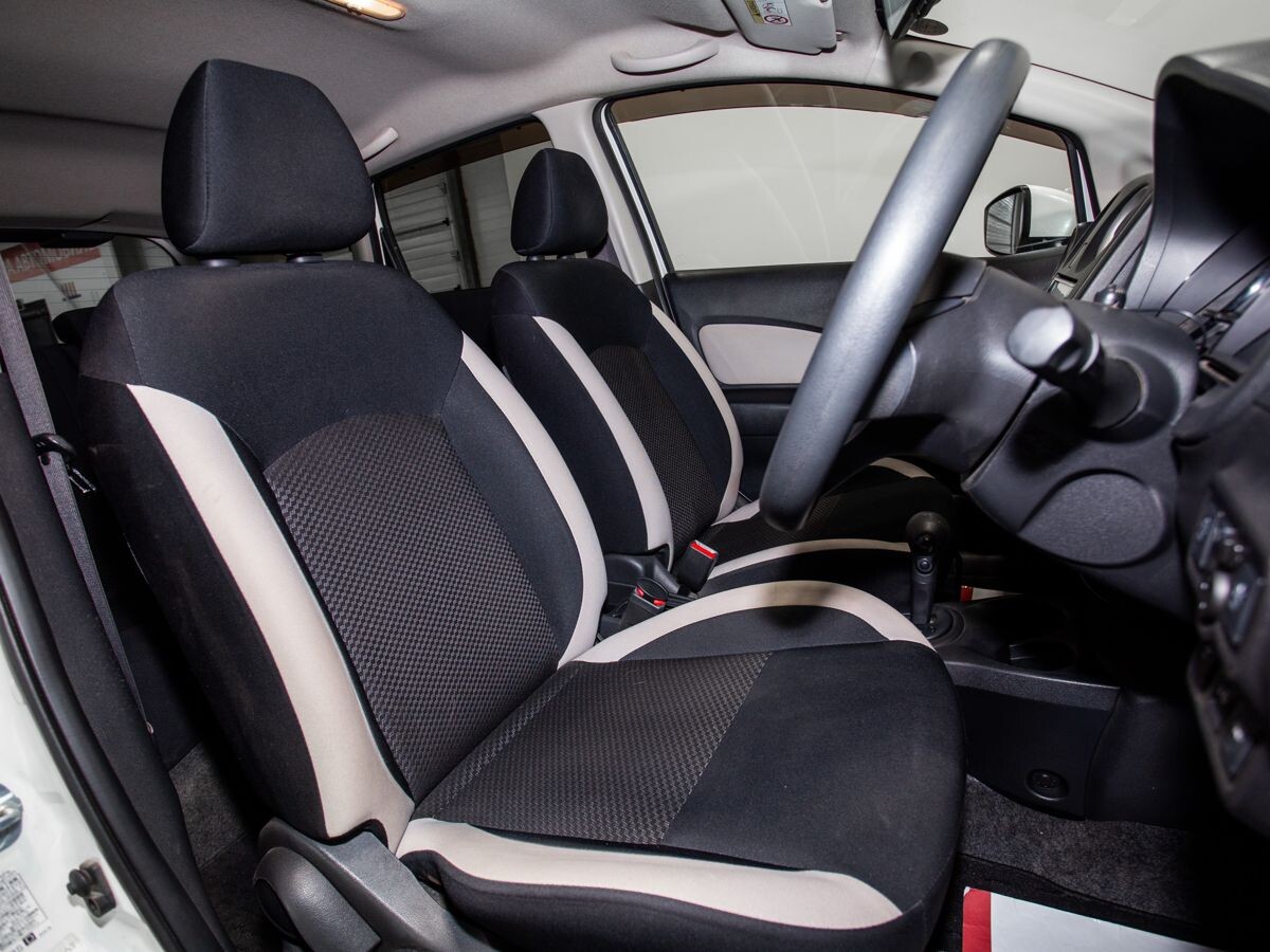 Nissan Note 2017 - фото автомобиля