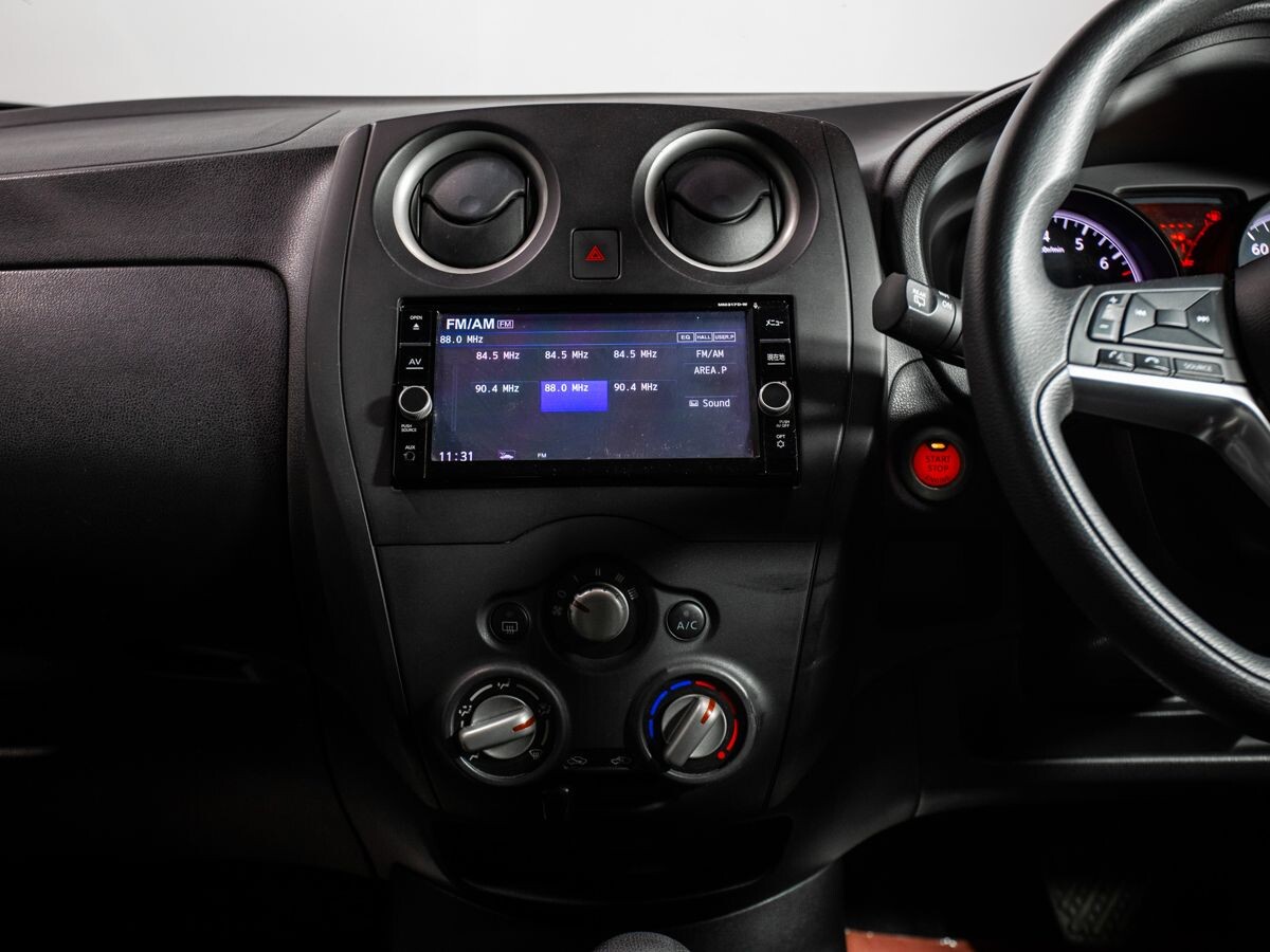 Nissan Note 2017 - фото автомобиля