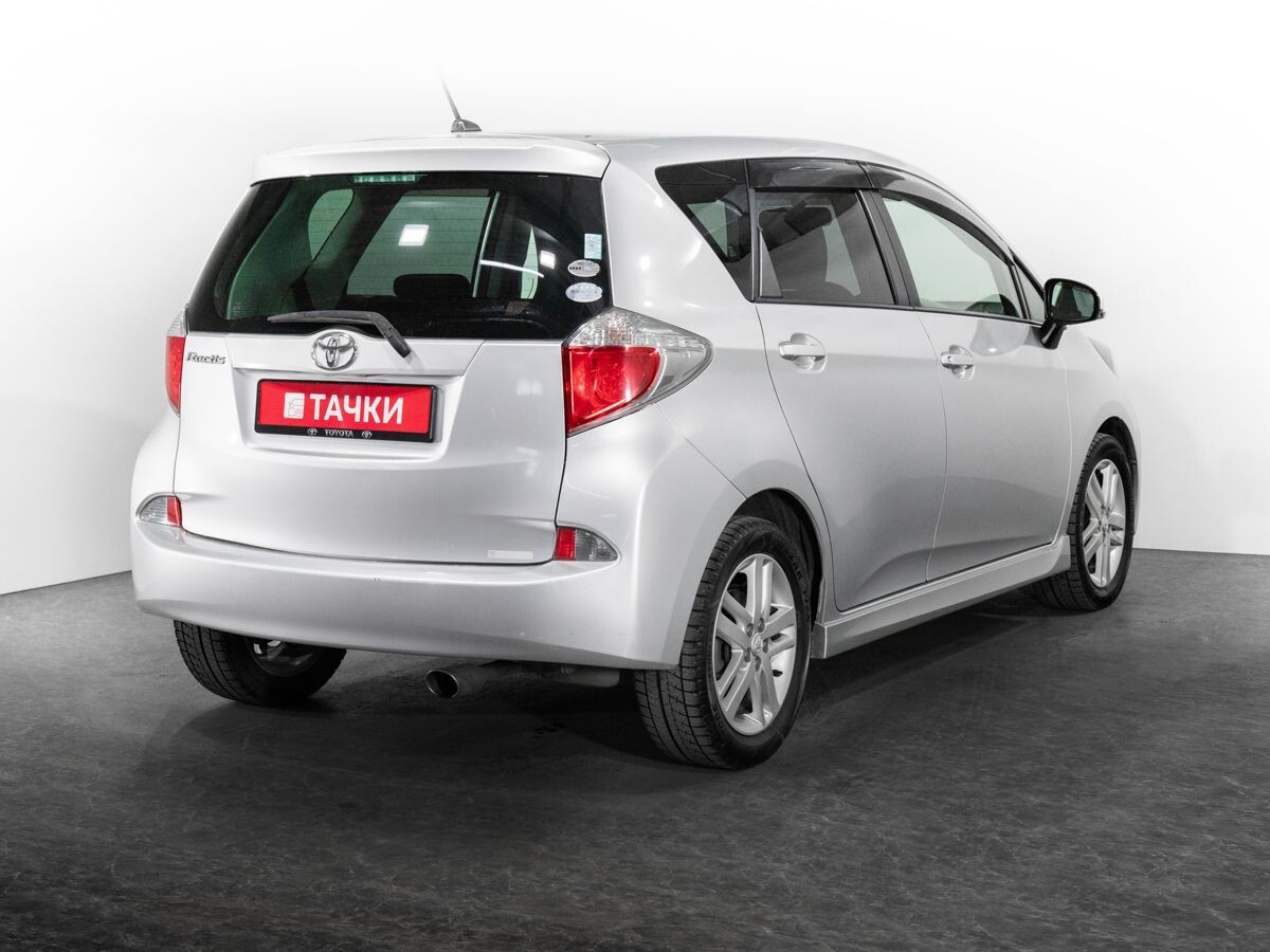 Toyota Ractis 2011 - фото автомобиля