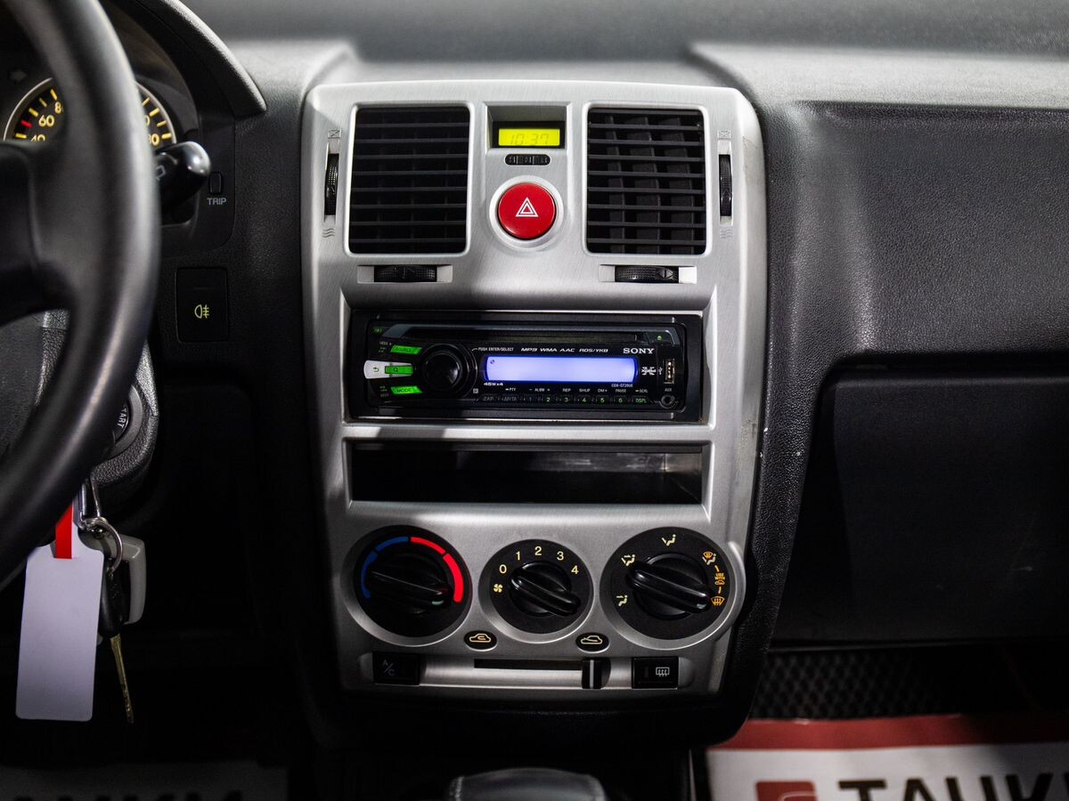 Hyundai Getz 2010 - фото автомобиля