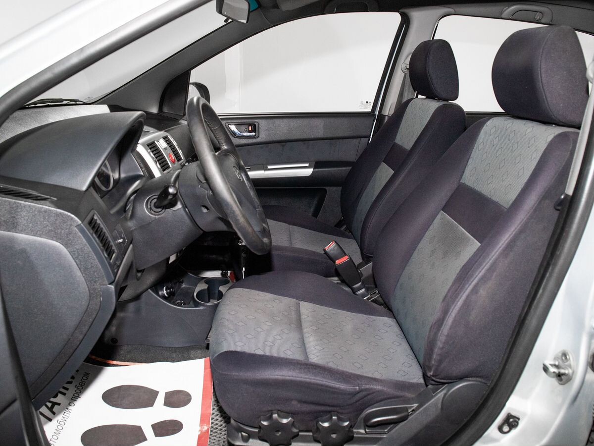 Hyundai Getz 2010 - фото автомобиля