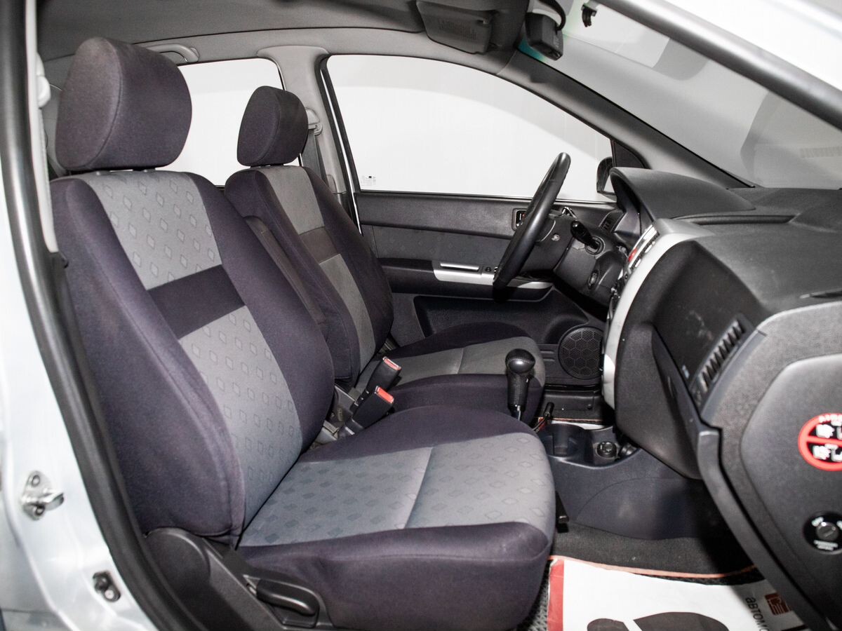 Hyundai Getz 2010 - фото автомобиля