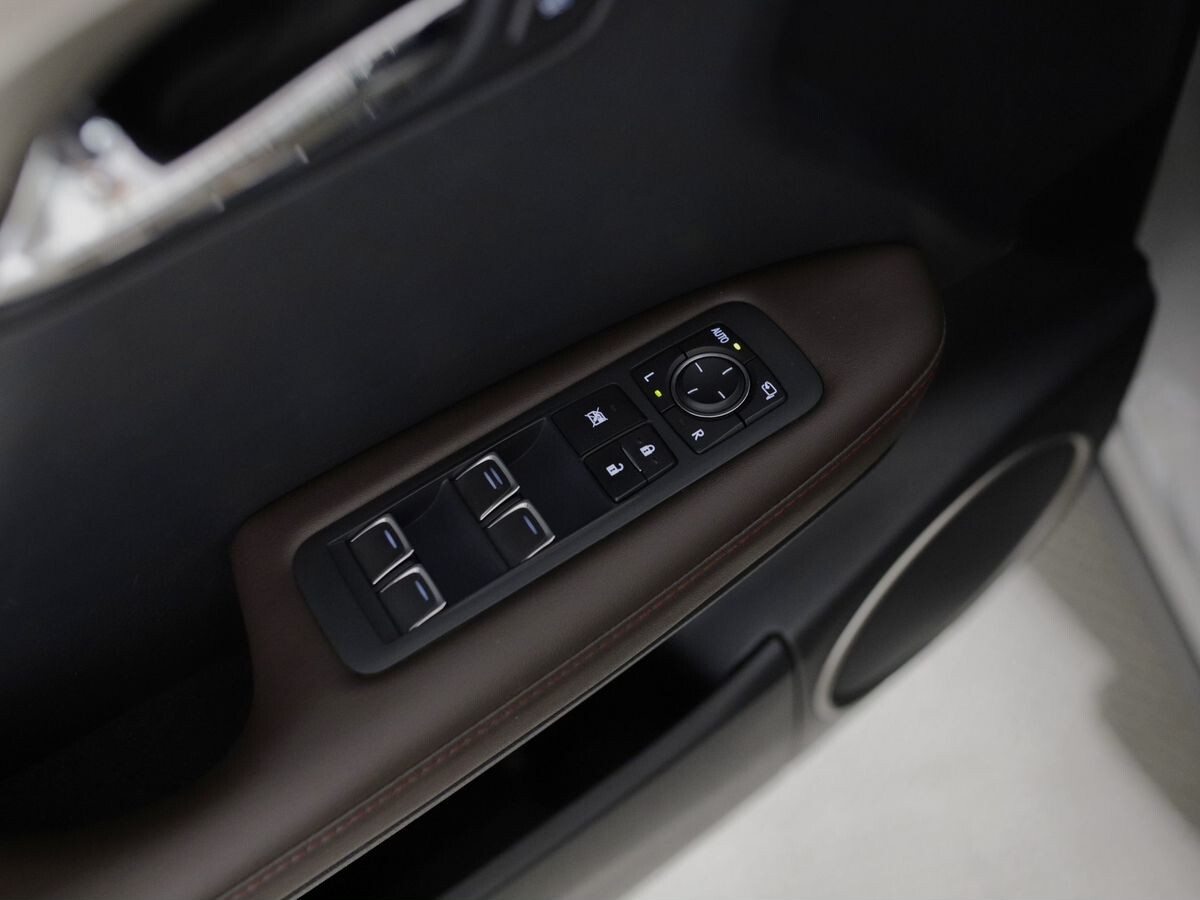 Lexus RX 2021 - фото автомобиля