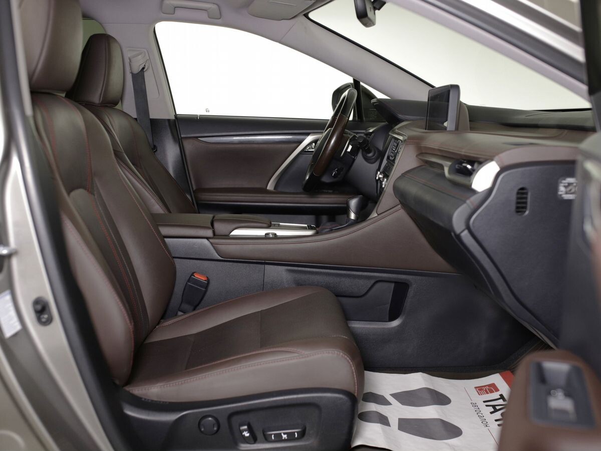 Lexus RX 2021 - фото автомобиля