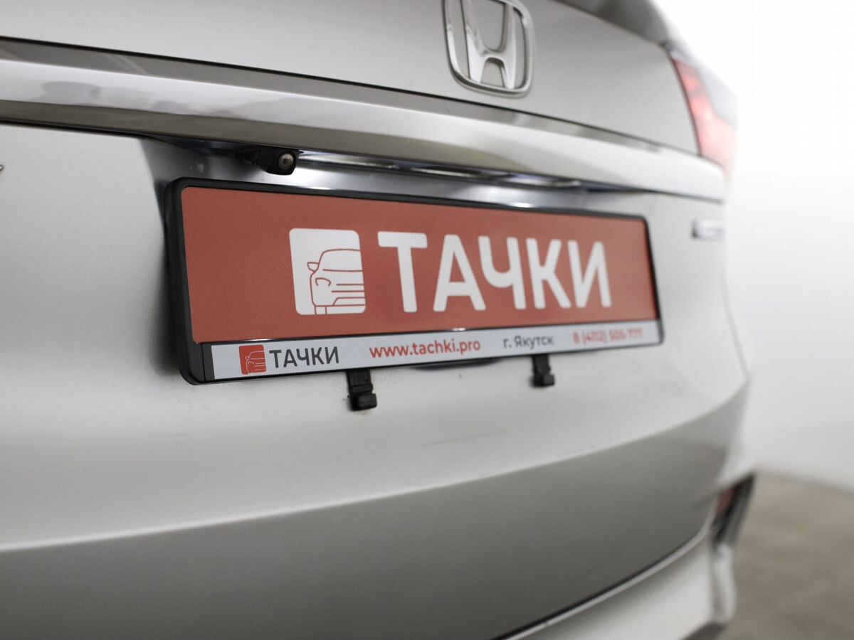 Honda Shuttle 2015 - фото автомобиля