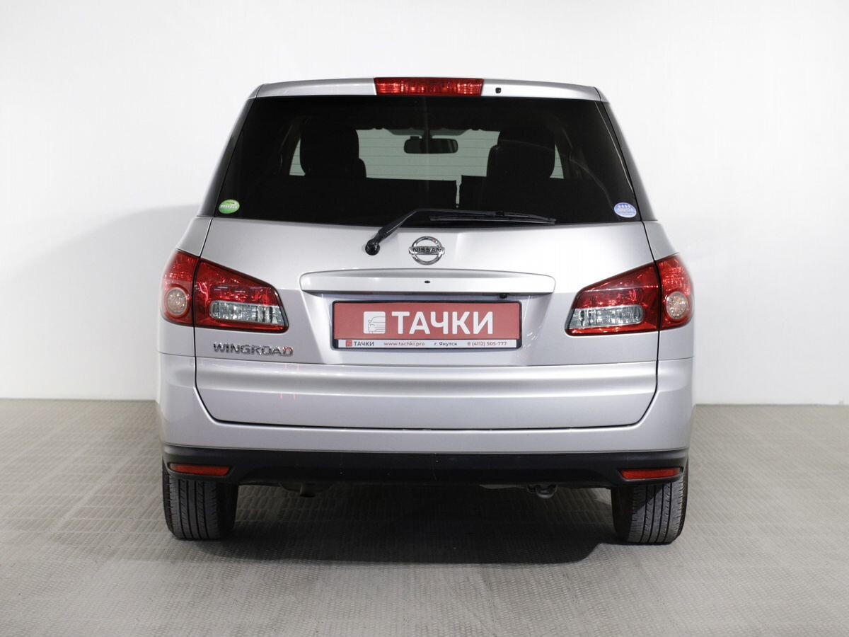 Nissan Wingroad 2018 - фото автомобиля