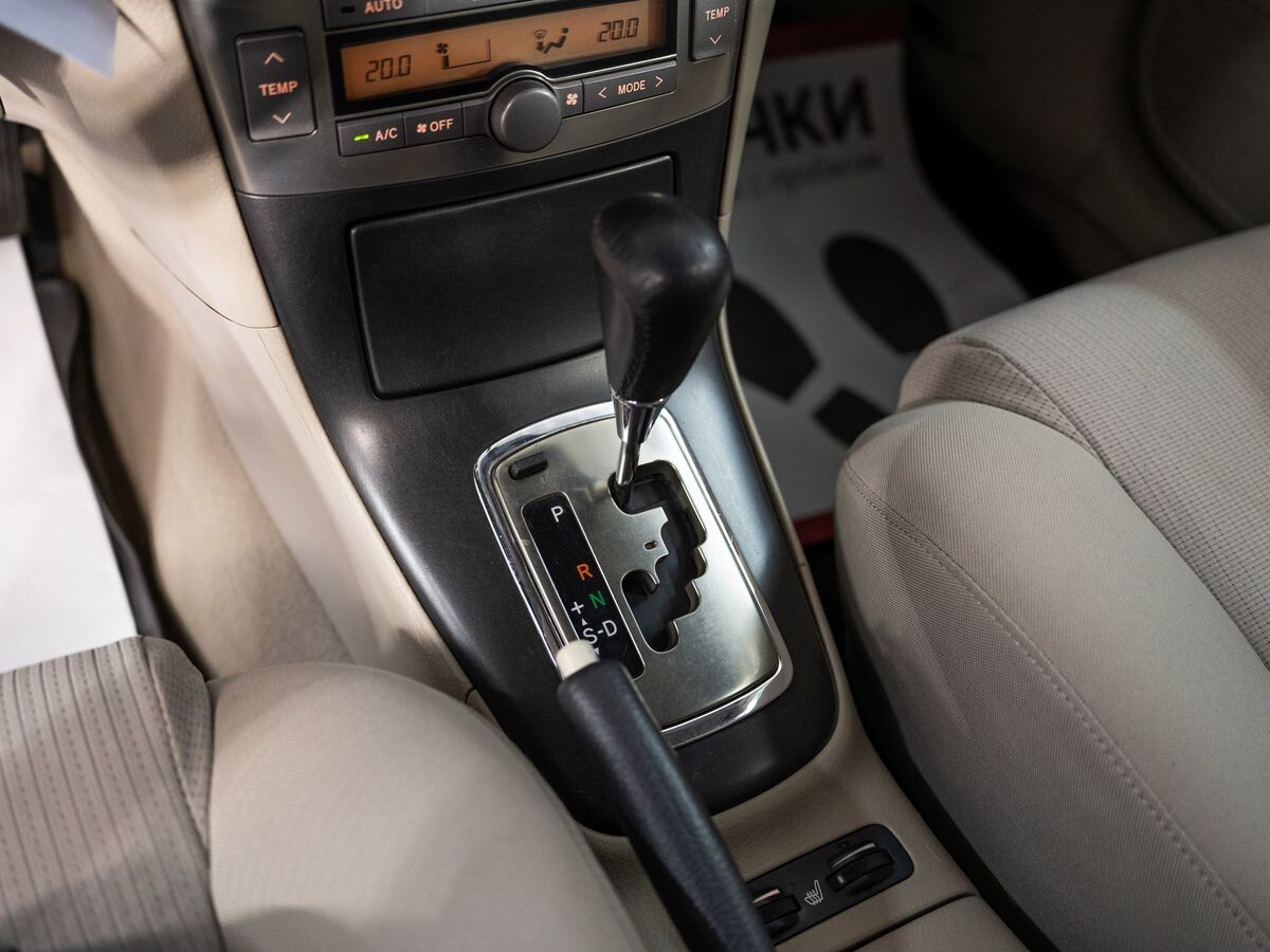 Toyota Avensis 2006 - фото автомобиля