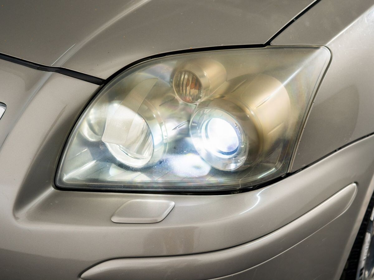 Toyota Avensis 2006 - фото автомобиля