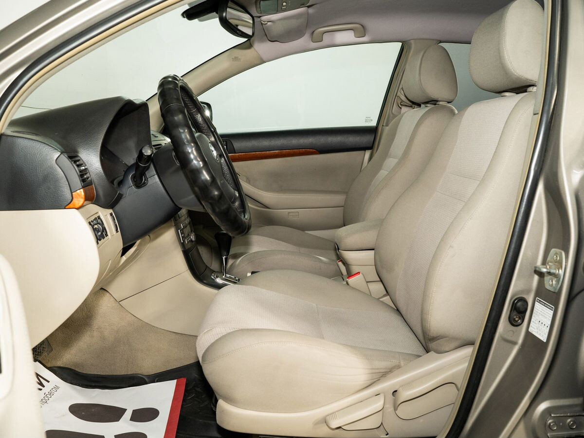 Toyota Avensis 2006 - фото автомобиля