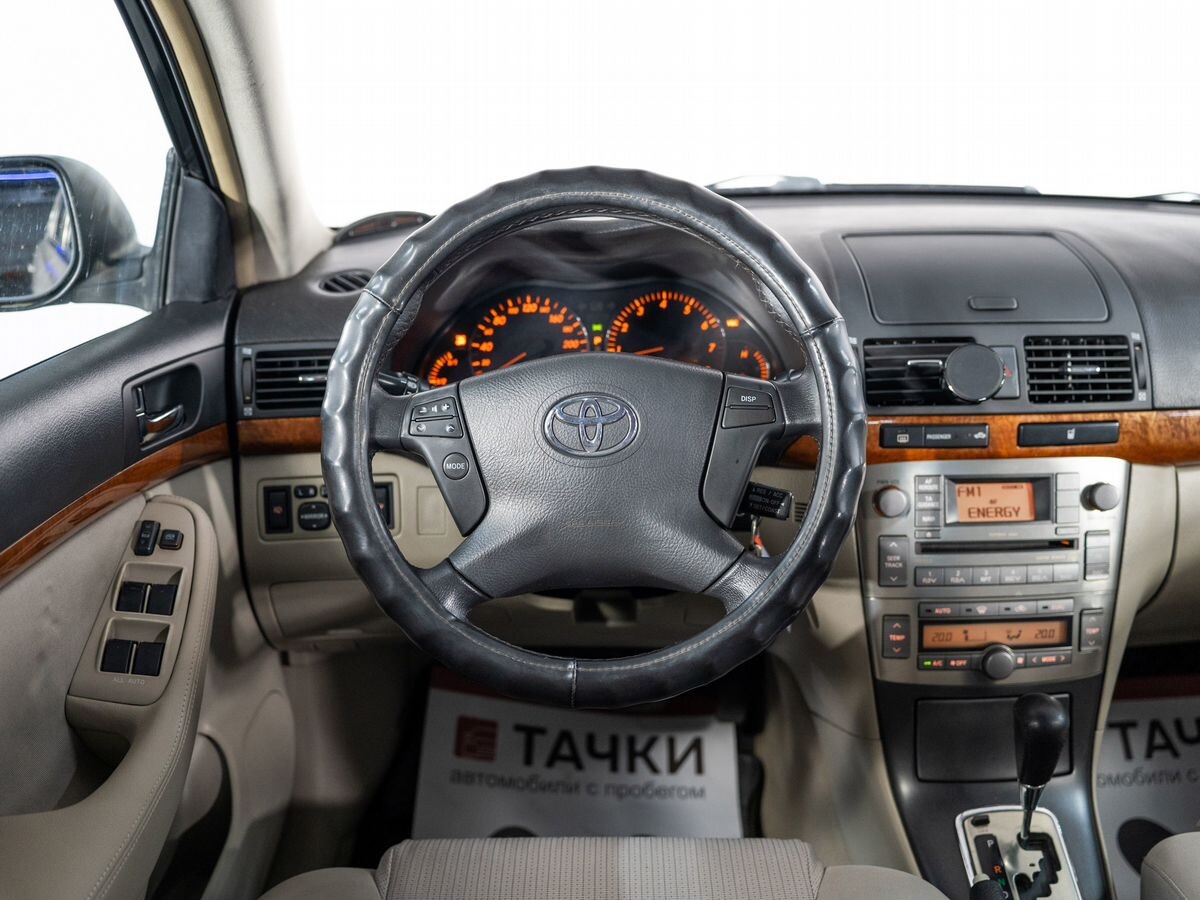 Toyota Avensis 2006 - фото автомобиля