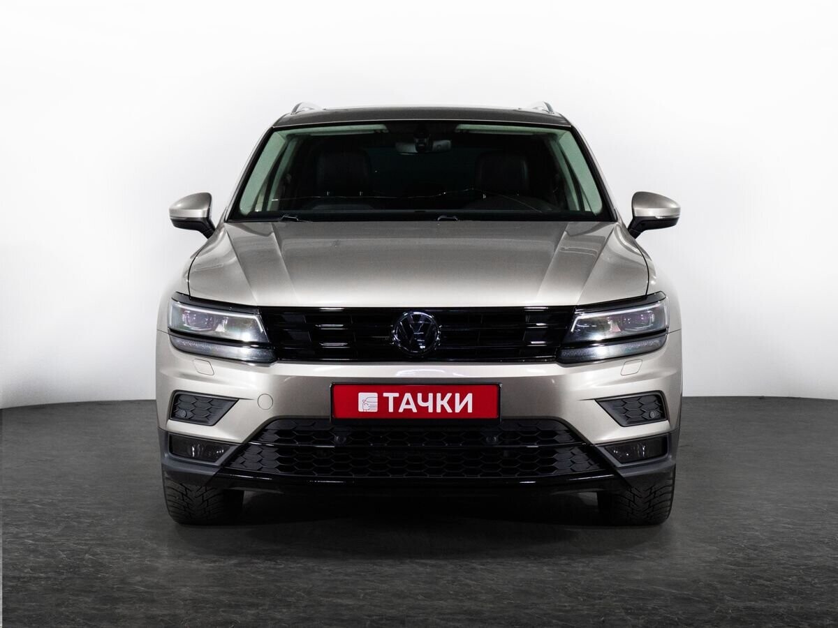 Volkswagen Tiguan 2017 - фото автомобиля