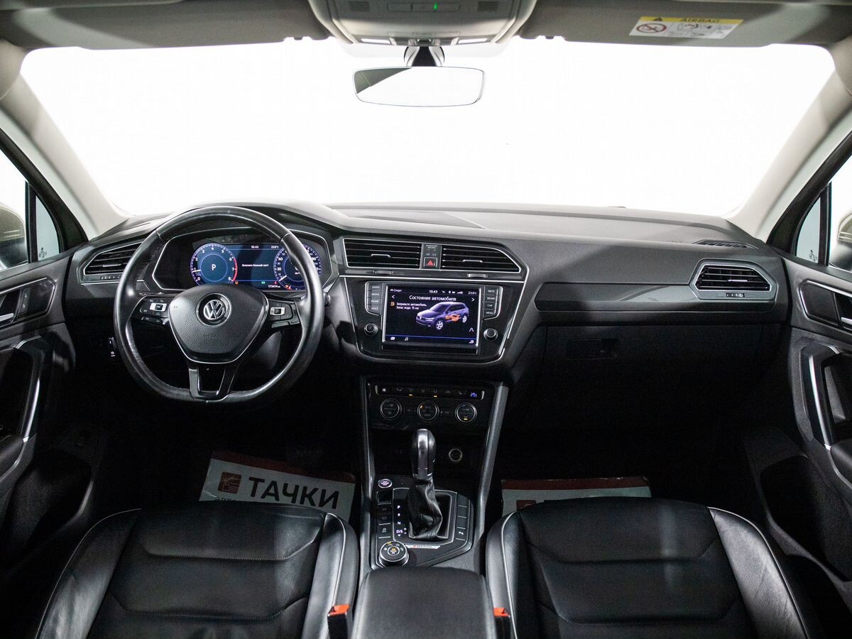 Volkswagen Tiguan 2017 - фото автомобиля