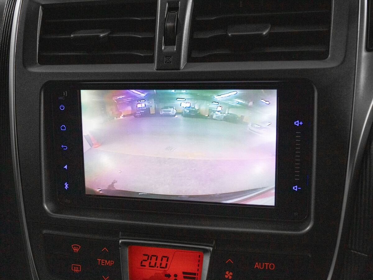 Toyota Ractis 2011 - фото автомобиля