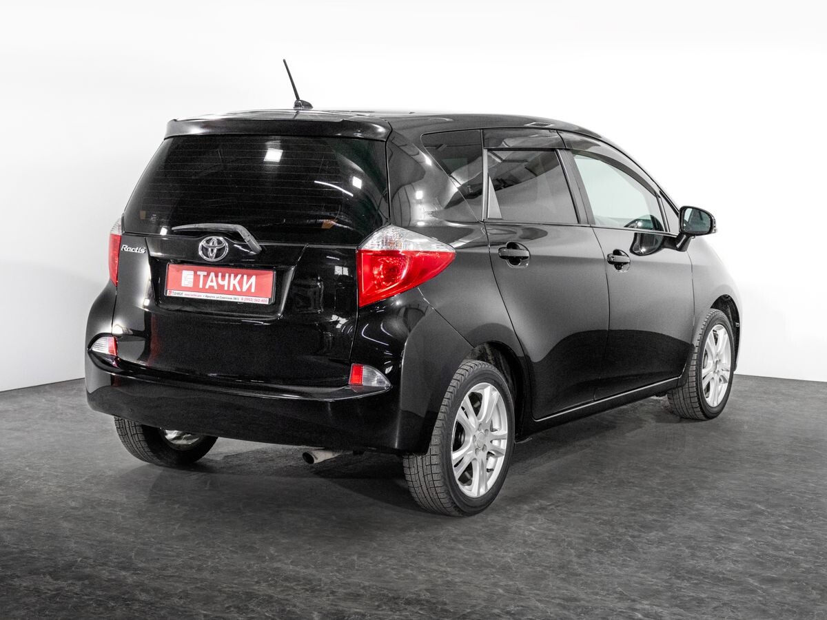 Toyota Ractis 2011 - фото автомобиля