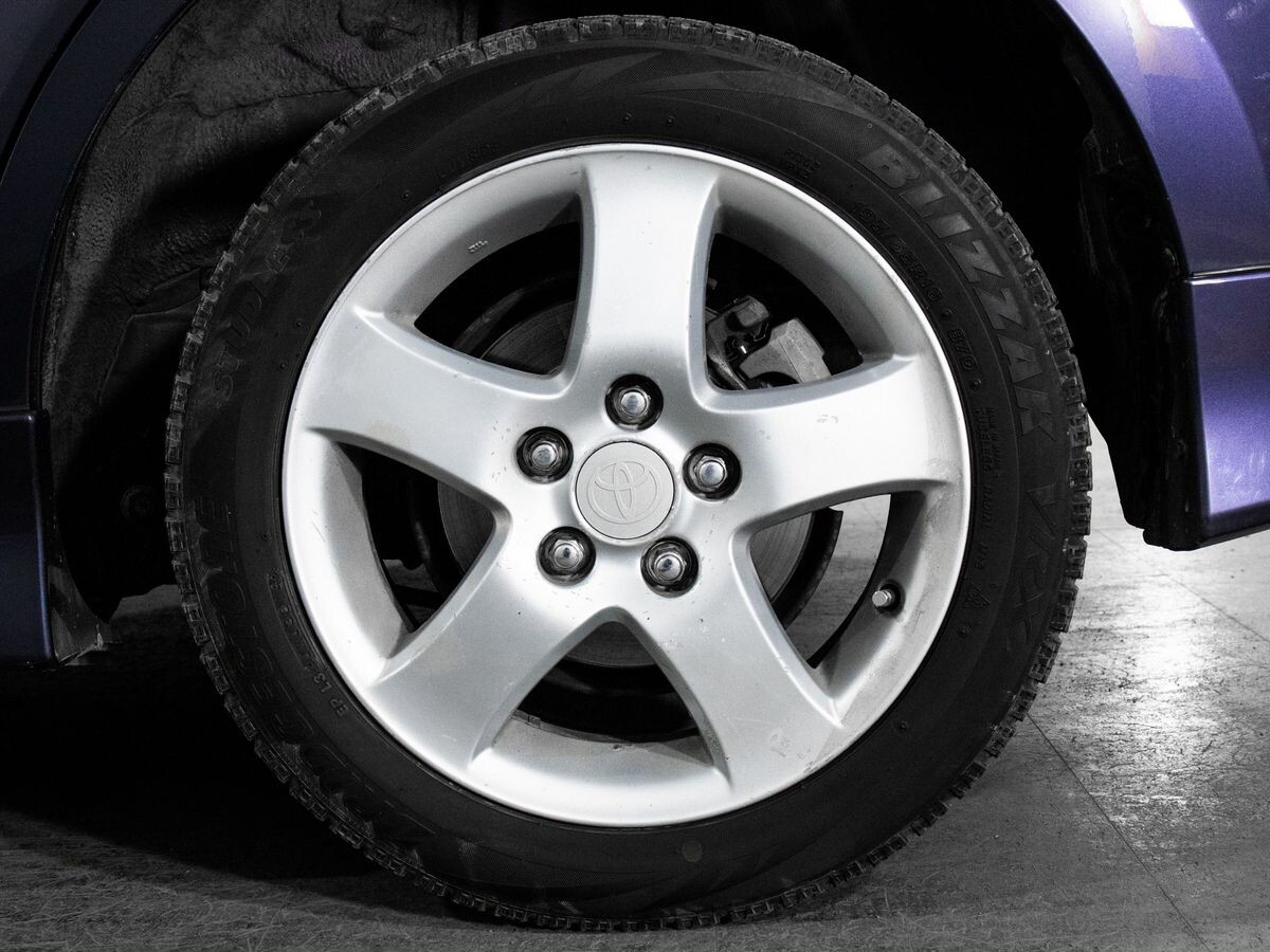 Toyota Corolla Rumion 2012 - фото автомобиля